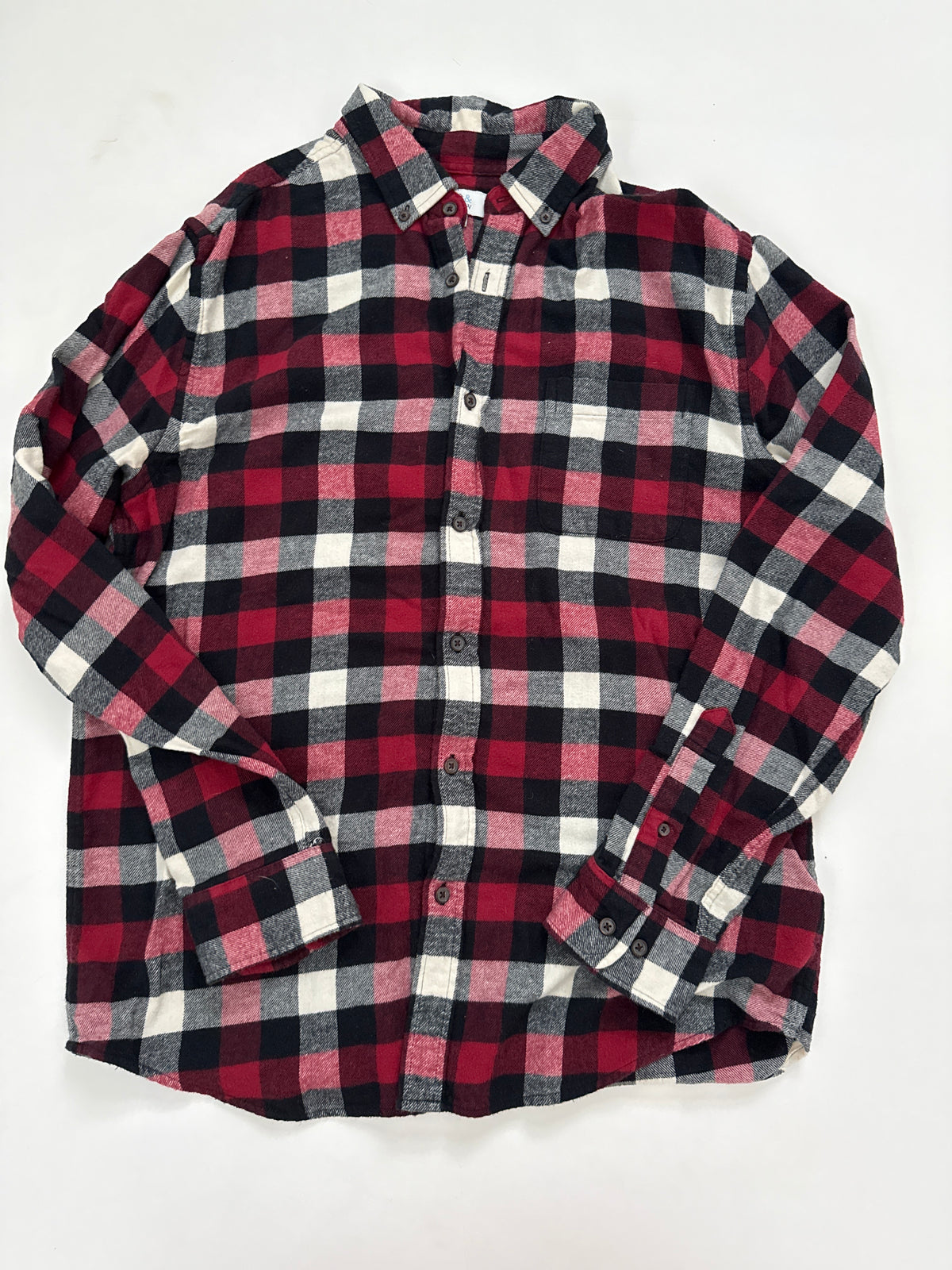 #64 Croft&Barrow Red and Black Plaid Flannel Size M