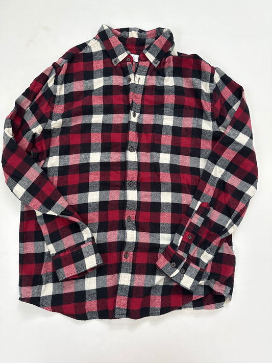 #64 Croft&Barrow Red and Black Plaid Flannel Size M