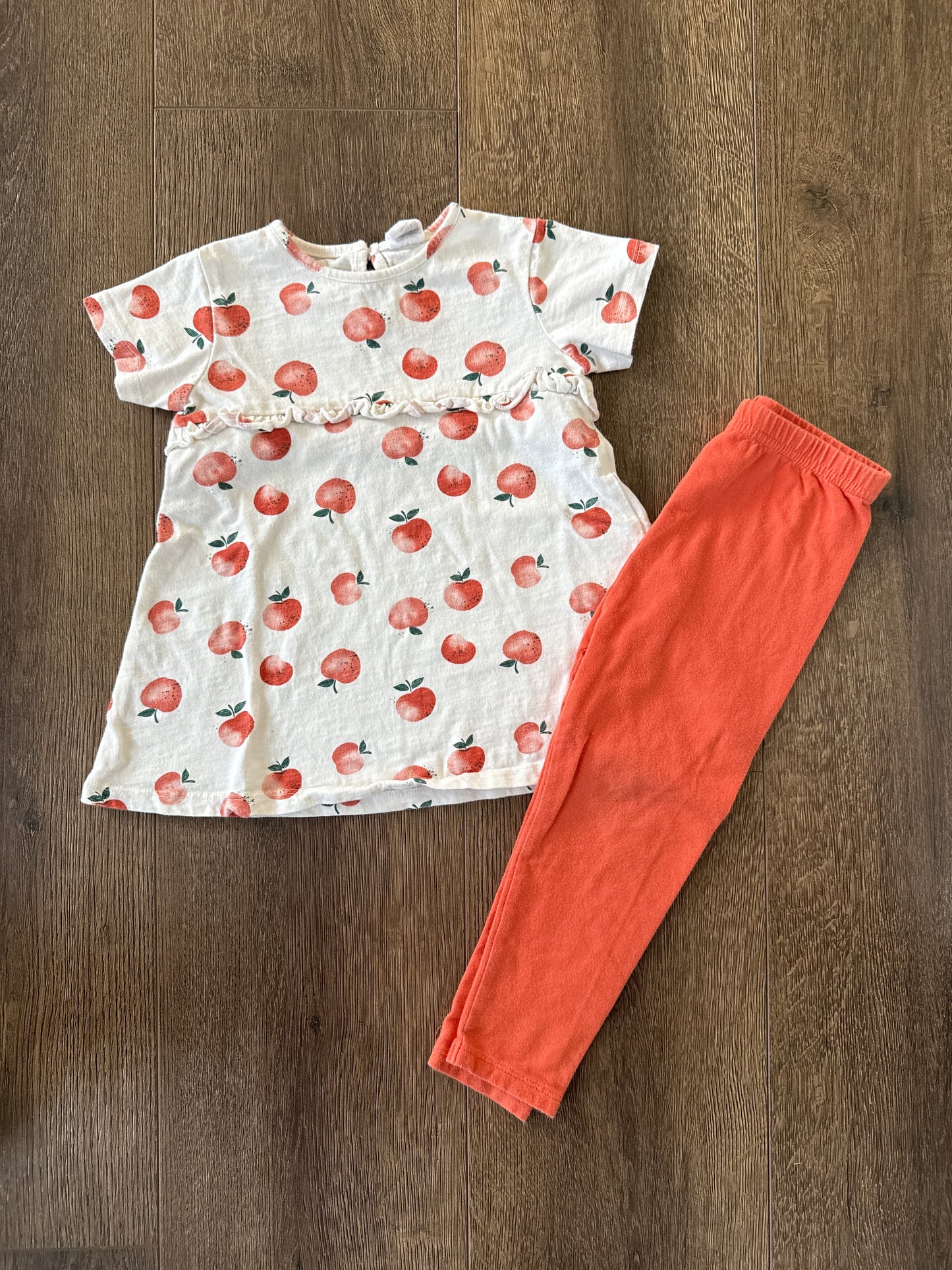 #173 Starting Out girl 24m orange 2-piece outfit