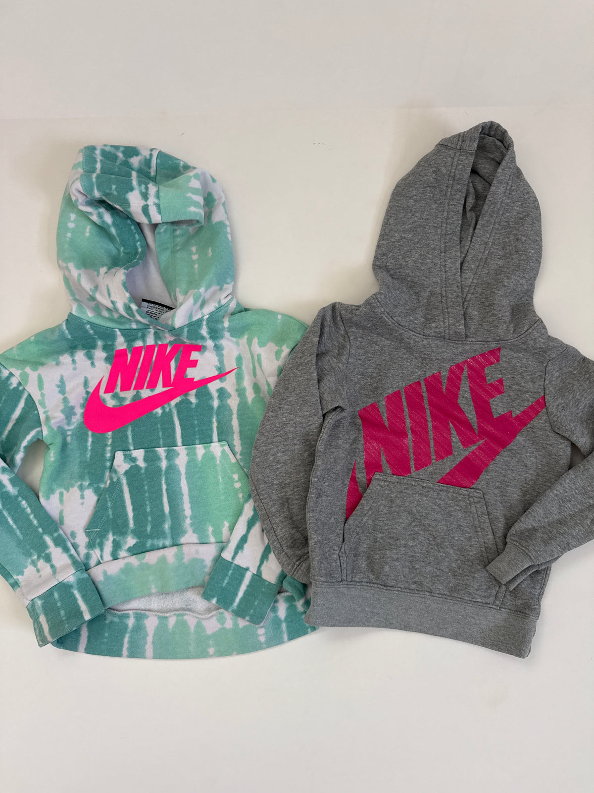 #64 Girls Nike Tye Dye and Gray Hoodie Set XS 4