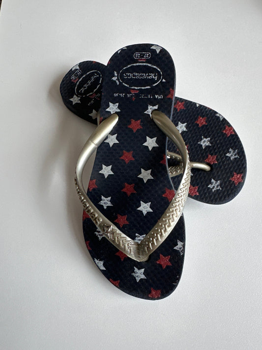 #130 Boys Sz 11/12 Havaianas Sandals Flip flops