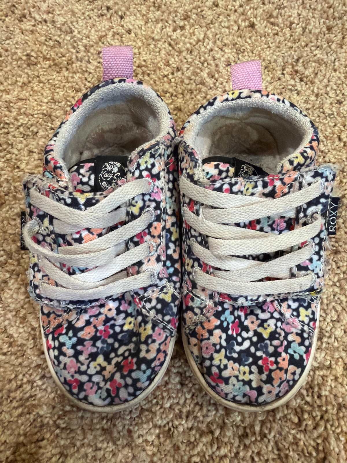 #47, girls size 8 flower shoes. Roxy. Velcro on