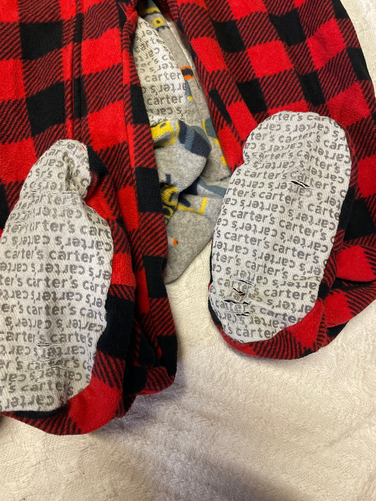 Seller #57 boys 4t fleece onsie pajamas