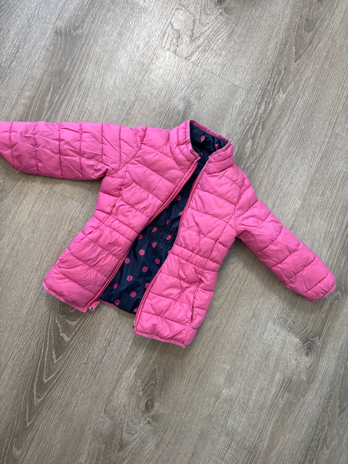 #149 Girls baby gap 2 reversible pink and navy polka dot jacket