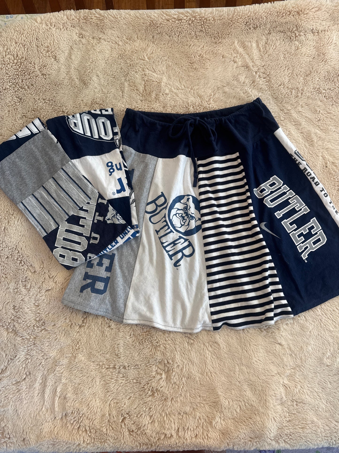 Seller 108 Women’s Butler (XS/6)- skirt. Handmade by Loveworn (local artist)