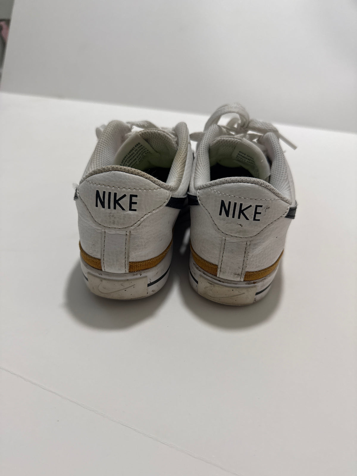 #64 Nike Court Legacy Size 7