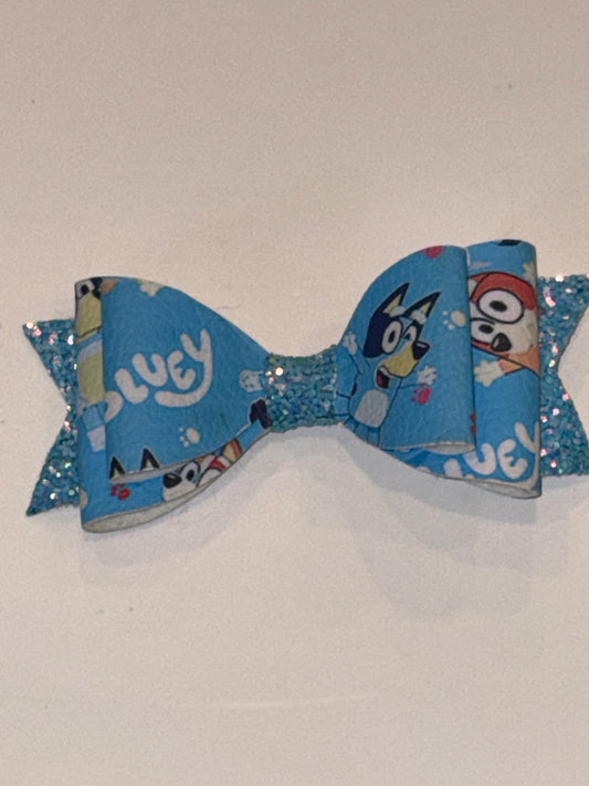 #182 Bluey hair bow