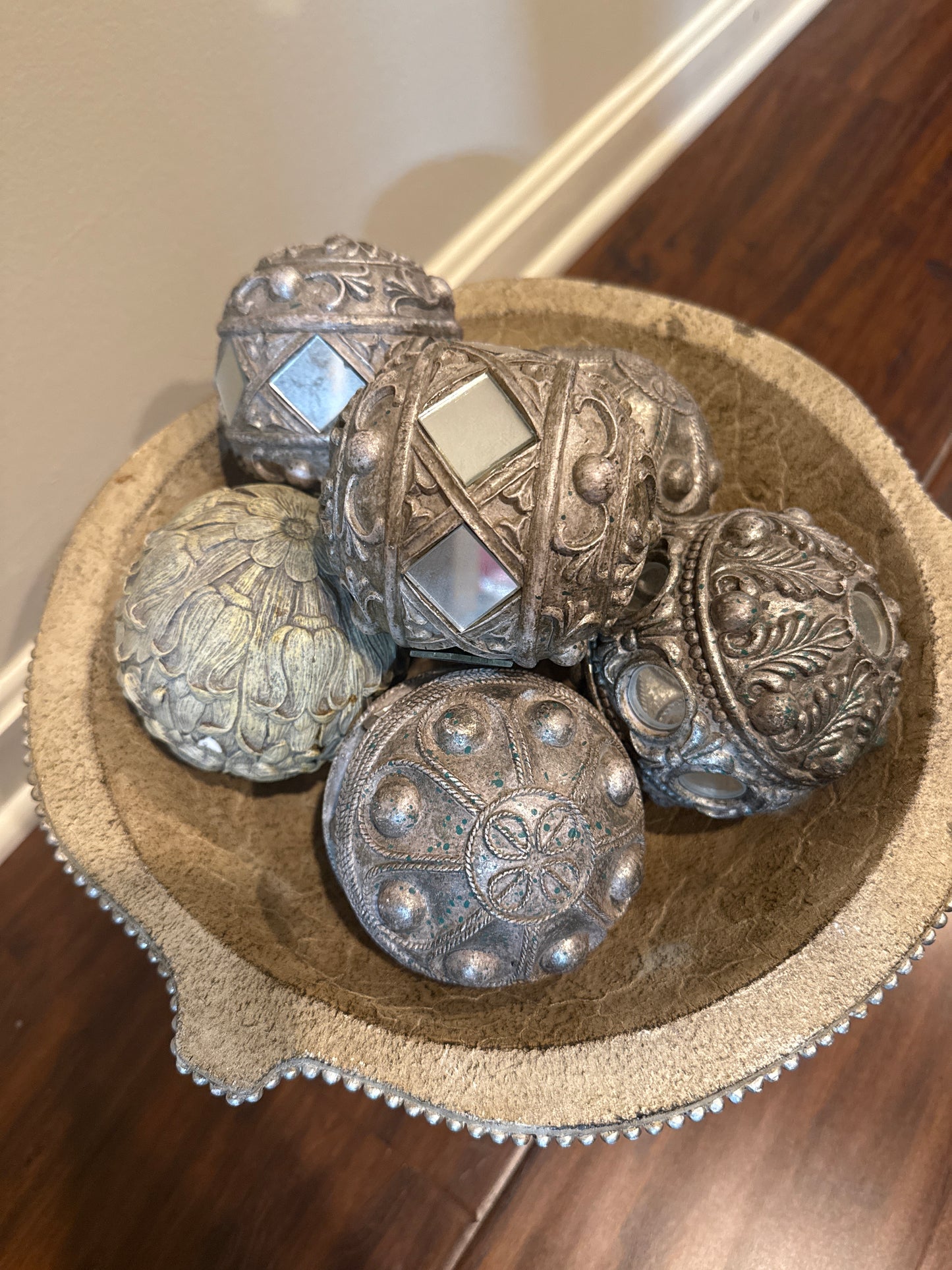 Seller #216 Decorative bowl with 6 orbs, EUC