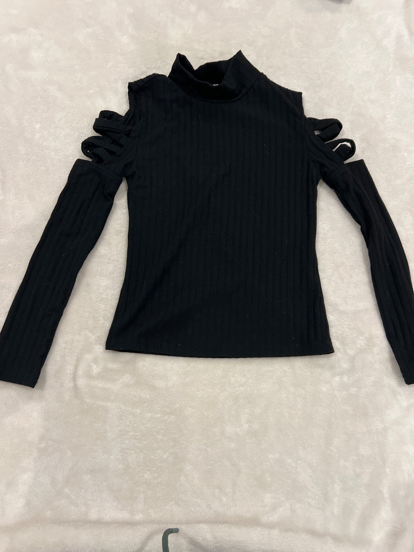 #46 Girls 8y shein black top euc