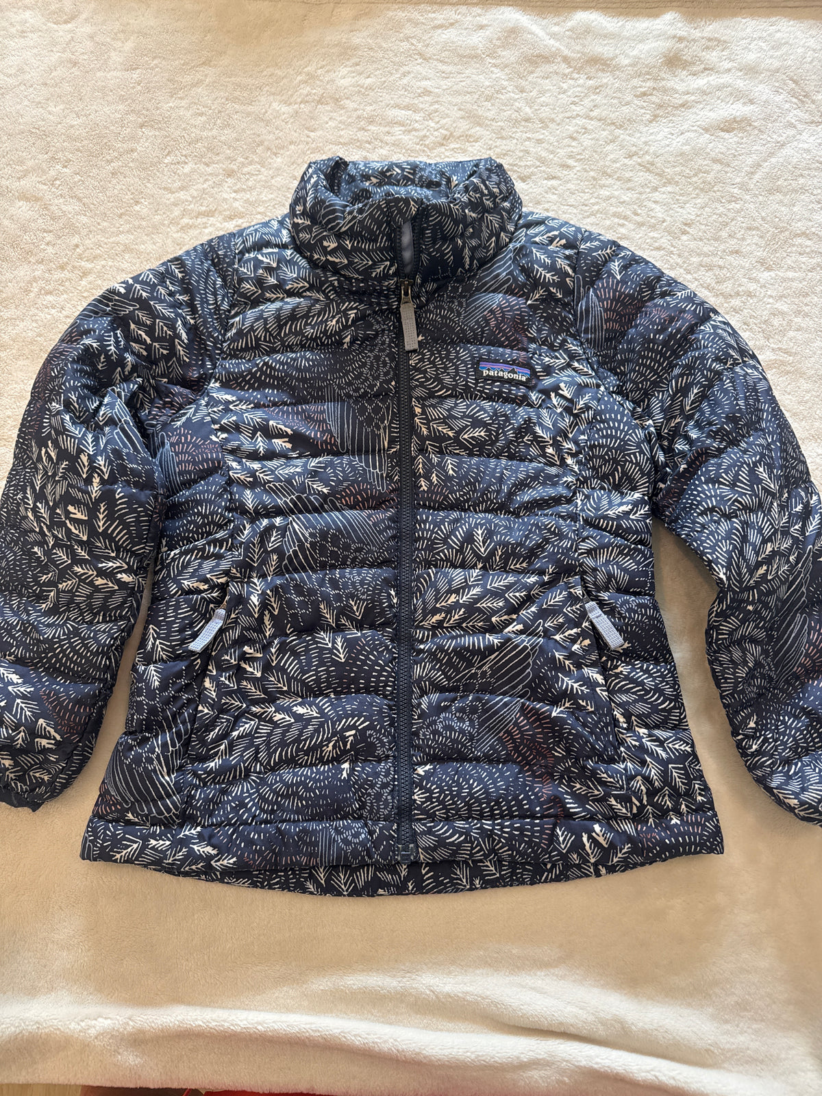 #81 Girls 5/6 Patagonia Jacket Euc