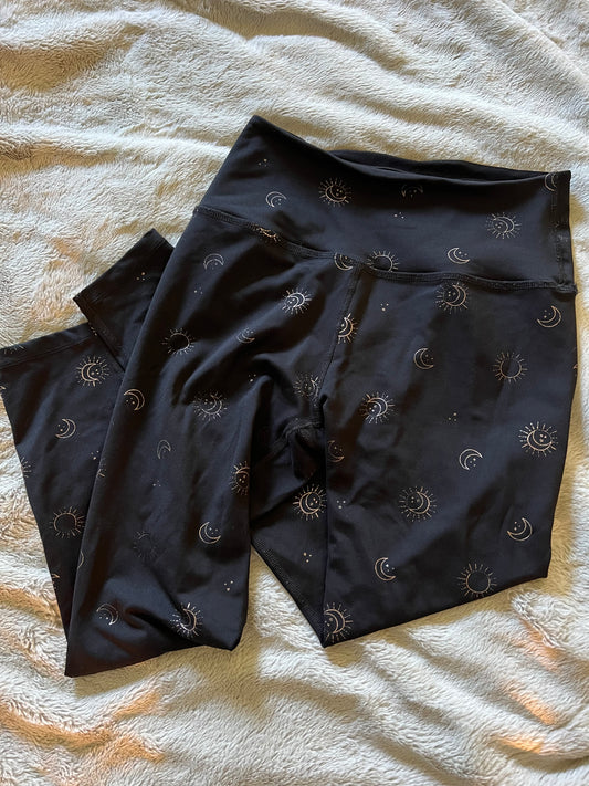 **REDUCED** Beyond Yoga Women's Black and Rose Gold Sun + Moon High Waisted Leggings Size M