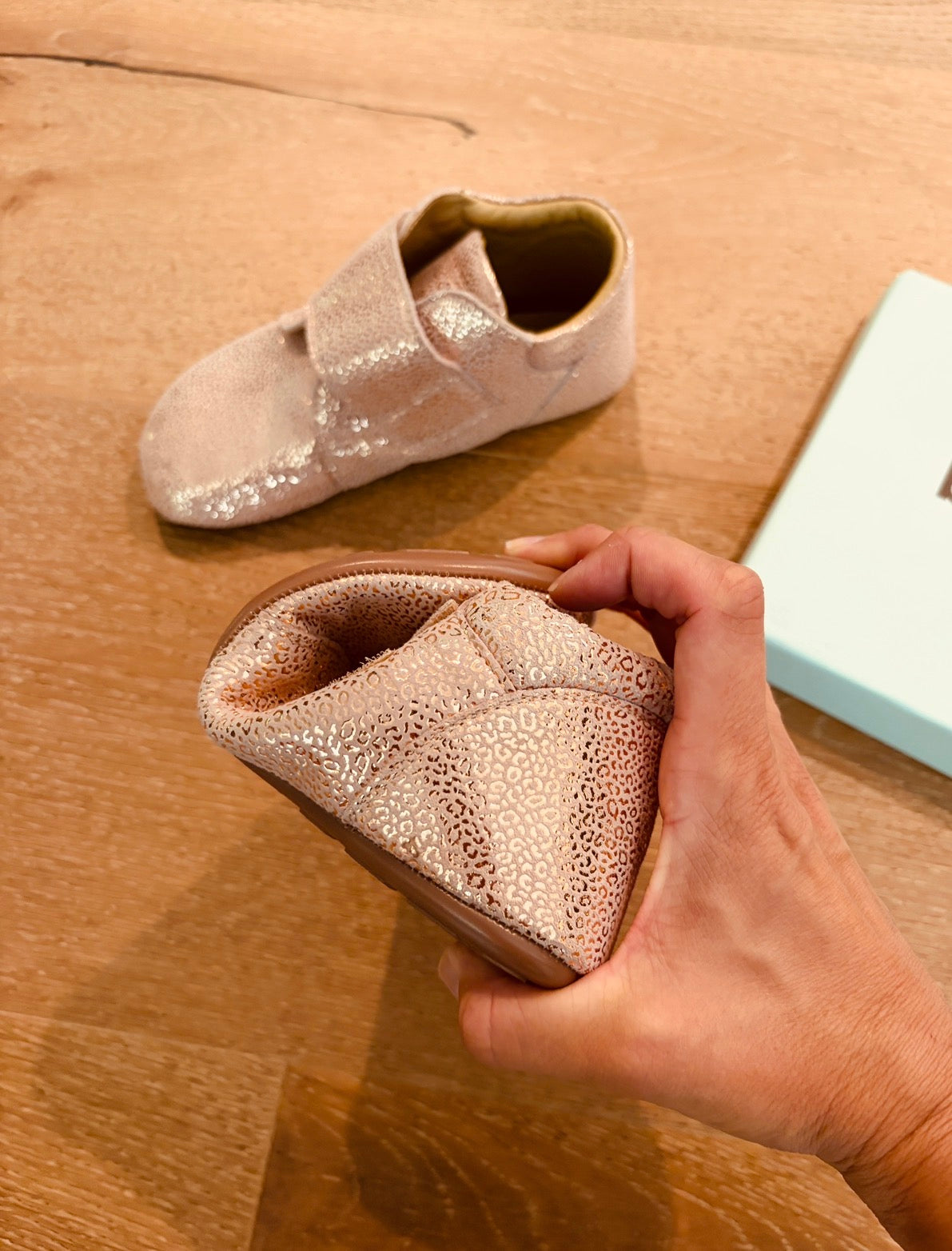 Seller #193 NEW-IN-BOX Bundgaard Girls Size 31/13.5 Minimalist Barefoot Leather Indoor/Outdoor Velcro Rose Gold Leopard Shoes (Retailed for $50!)