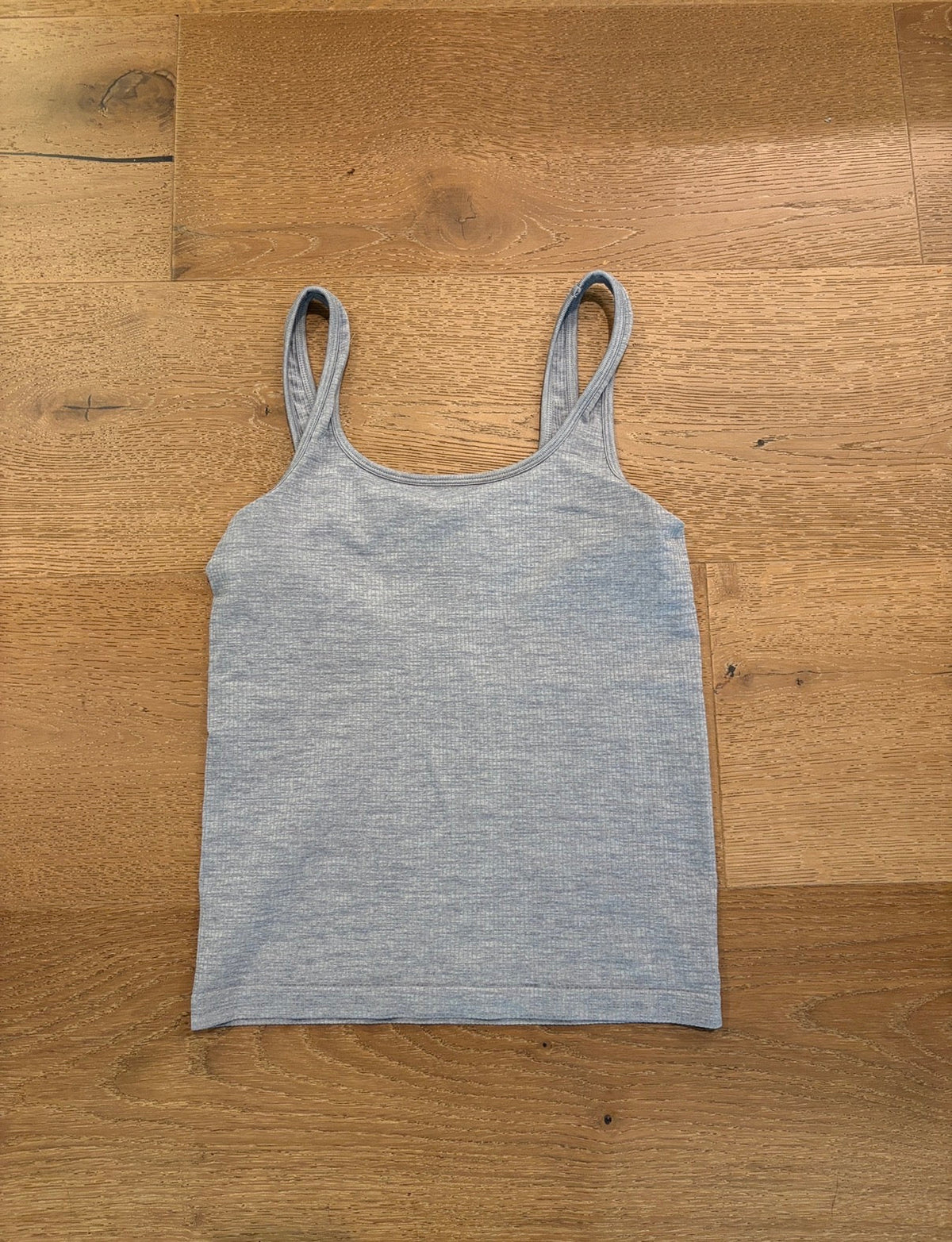 Seller #193 Athleta Women's Size M Grey Heather Renew Seamless Square Neck Tank