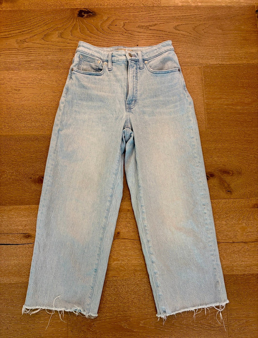 Seller #193 Madewell Women's Size 4/27 The Curvy Perfect Vintage Wide-Leg Jean