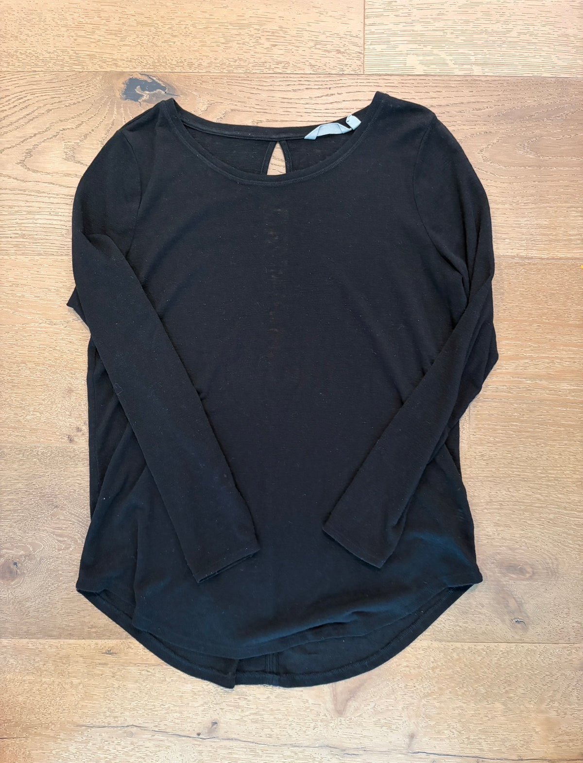 Seller #193 Athleta Women's Size M/L Open Back Lightweight Sweater