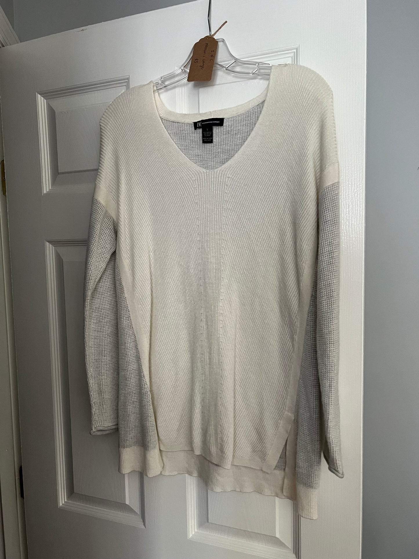 **REDUCED** INC Women's Ivory Sweater with Light Gray Sleeves Size L