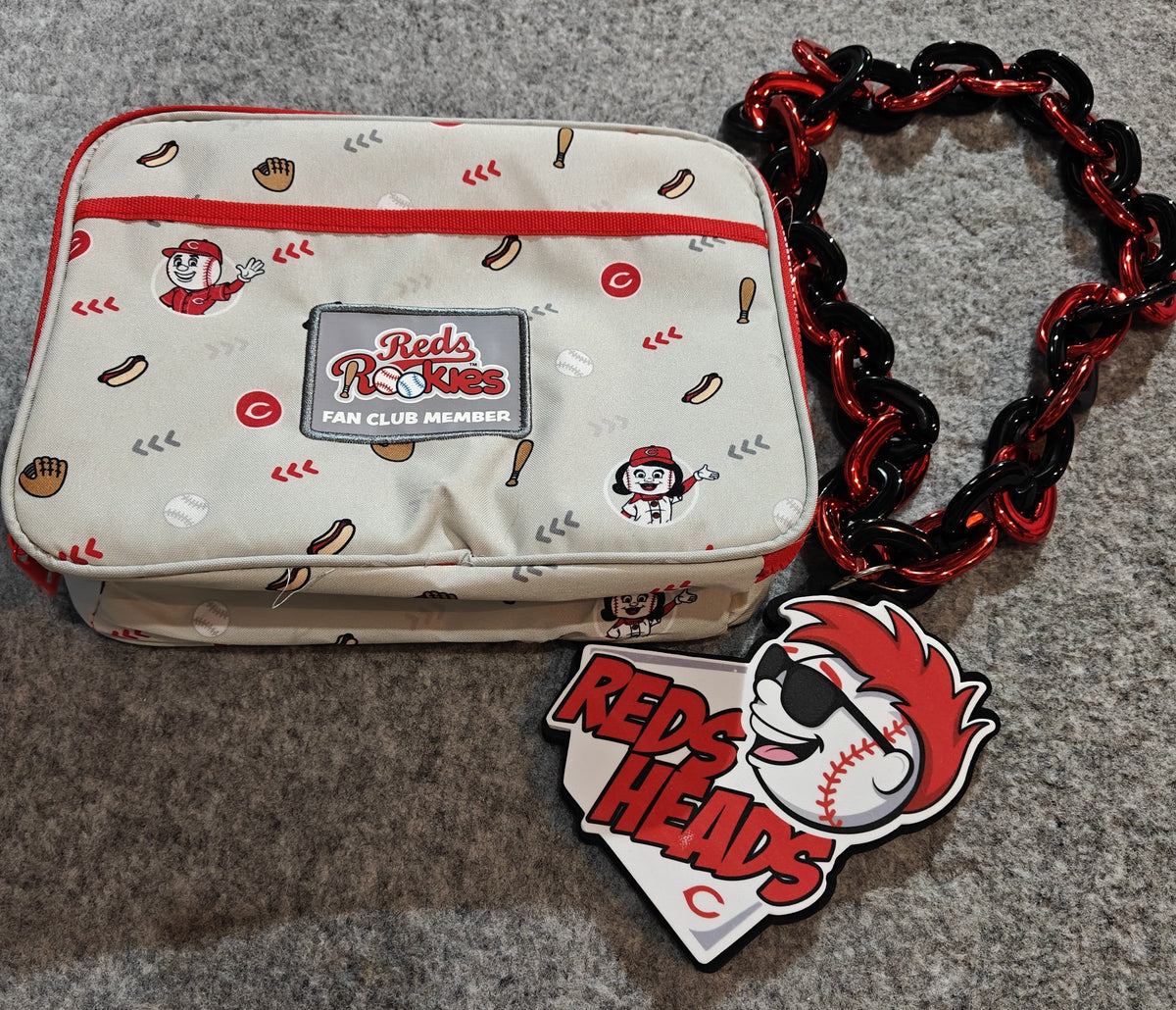 #7 Reds Rookies lunch box & Reds Heads Chain