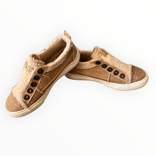 #63 Blowfish Playdoe Sneaker Size 1 Girls