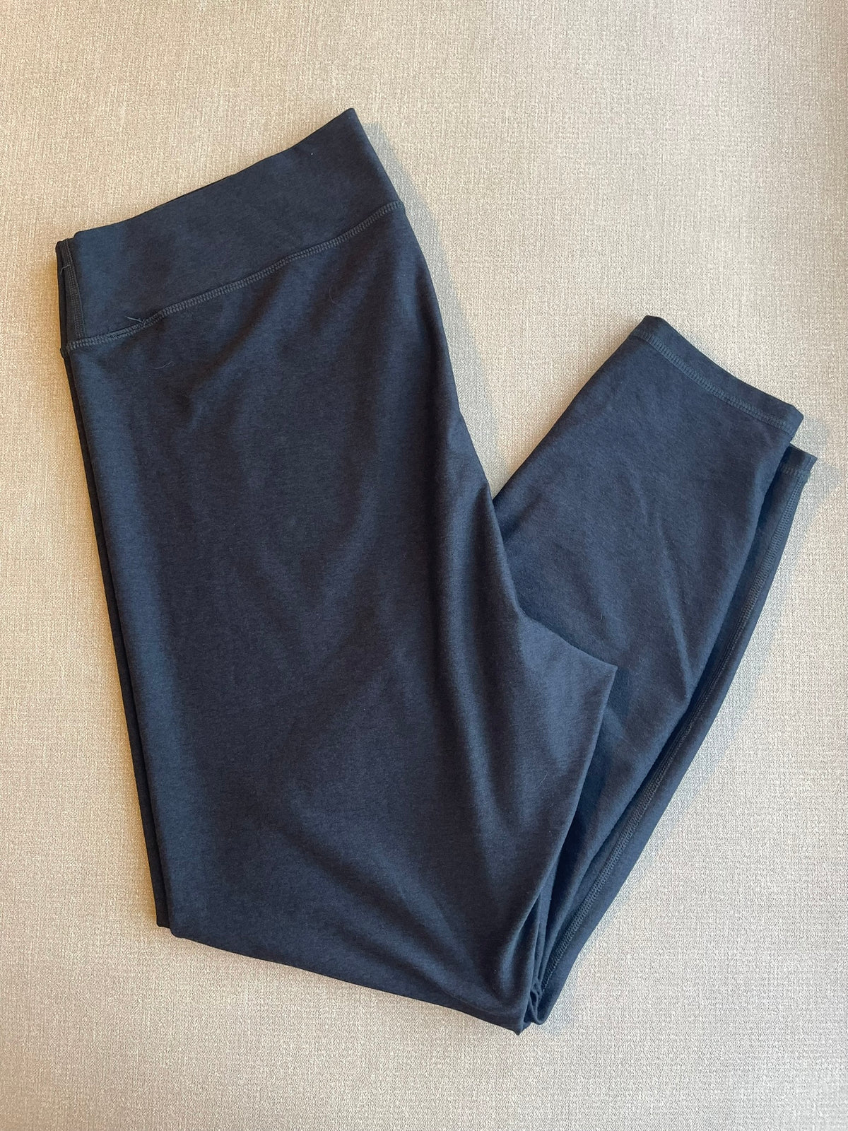 Seller #12 | Old Navy | Cloud+ Go Dry Black Yoga Pants | EUC | Size XL