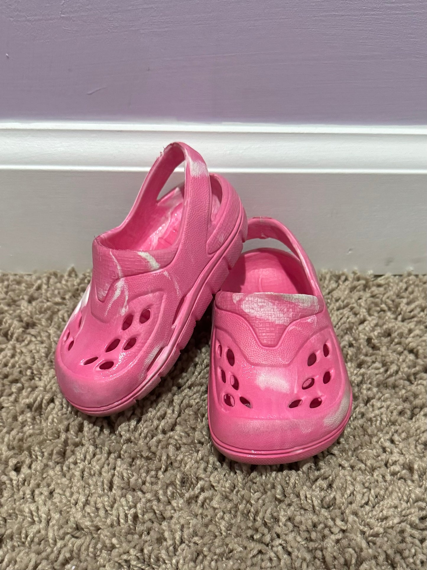 Toddler Size 3 Pink/White Croc Dupes