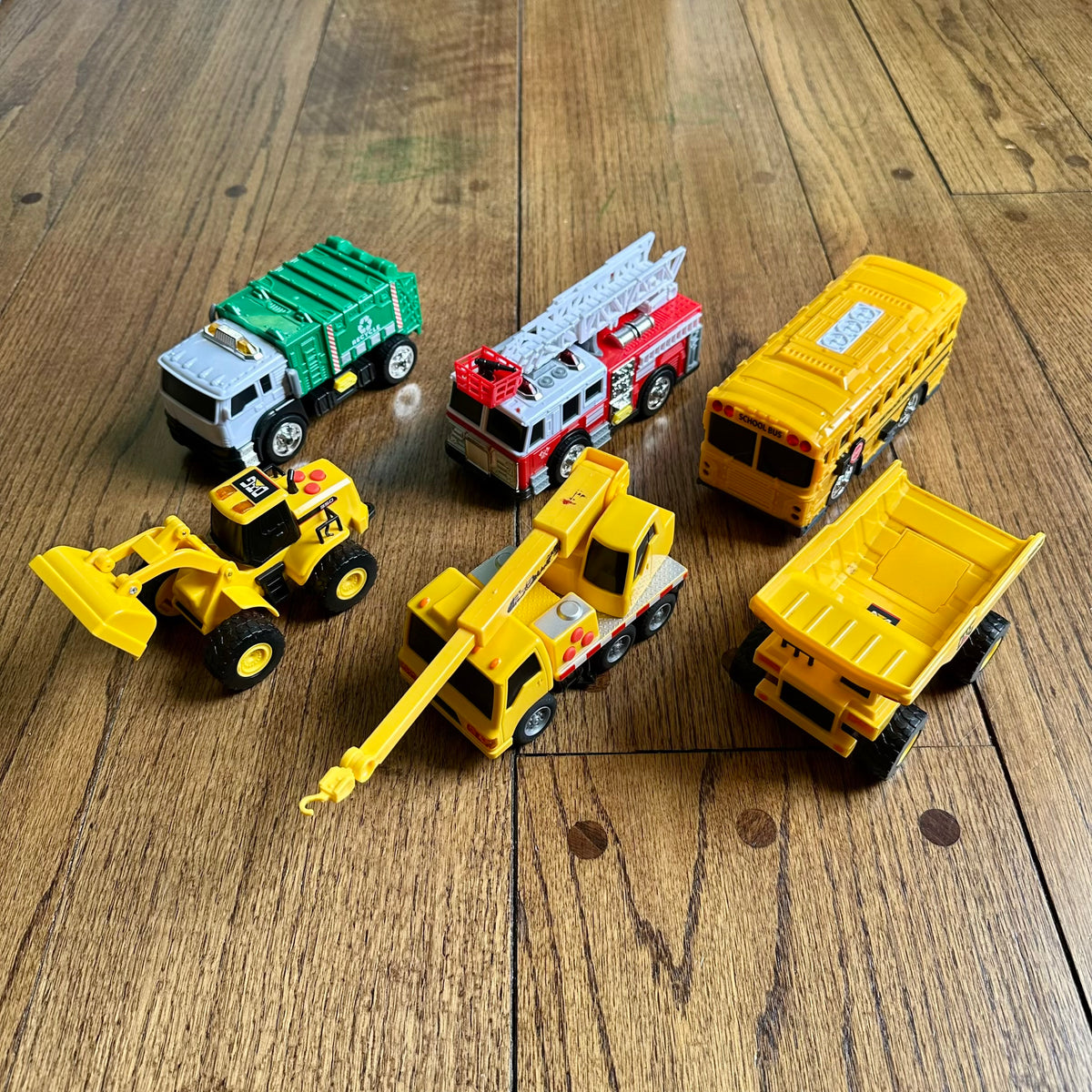 #113	Light and Sound Emergency and Construction Vehicles, set of 6
