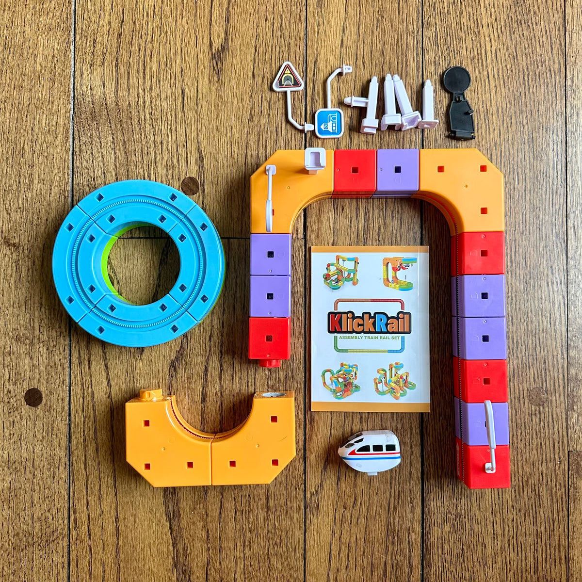 #113	Kids Klick Rail Flexible Train Set