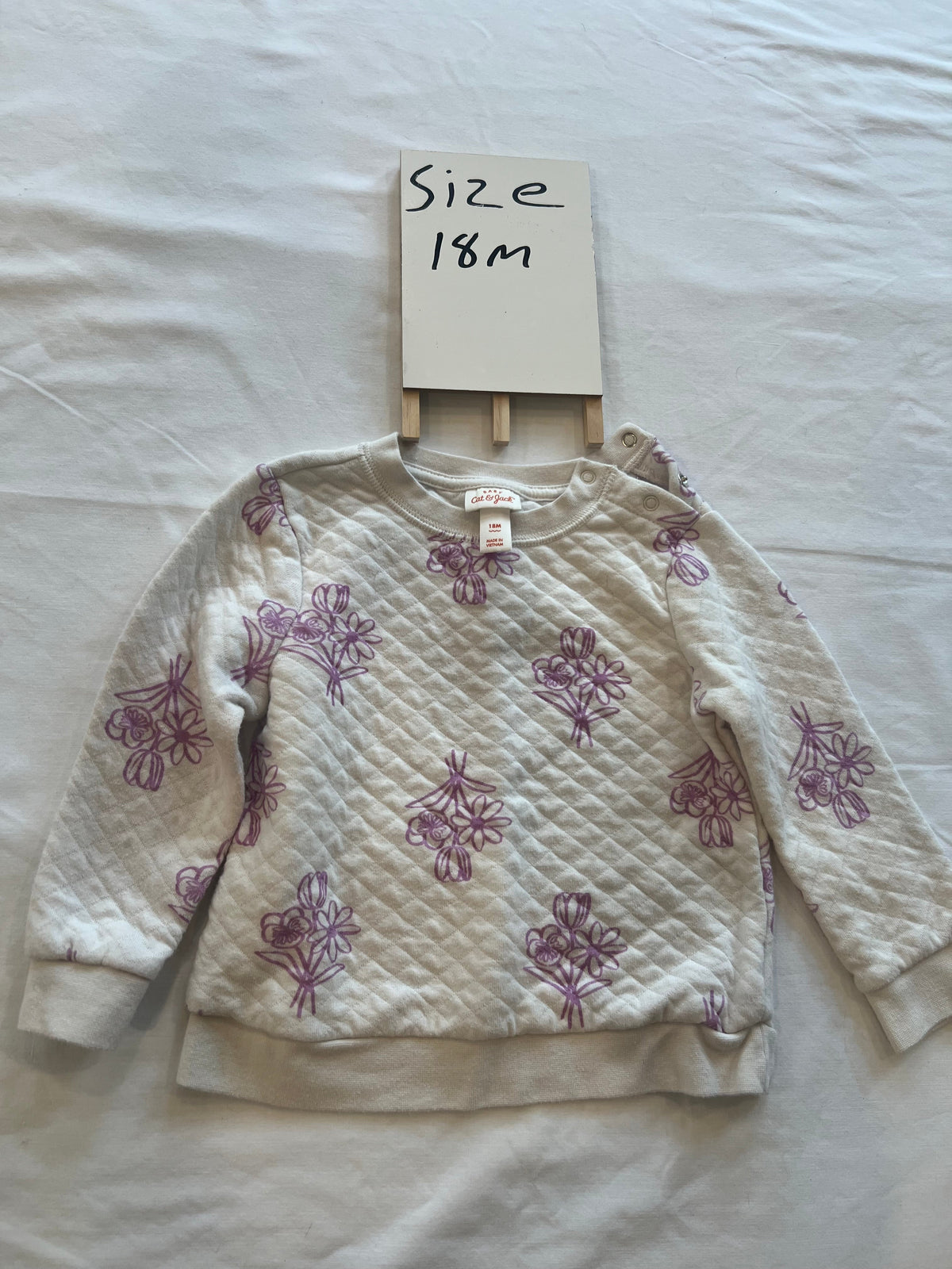 #24 18-24 months girls huge bundle. Cute outfits! See all pics!