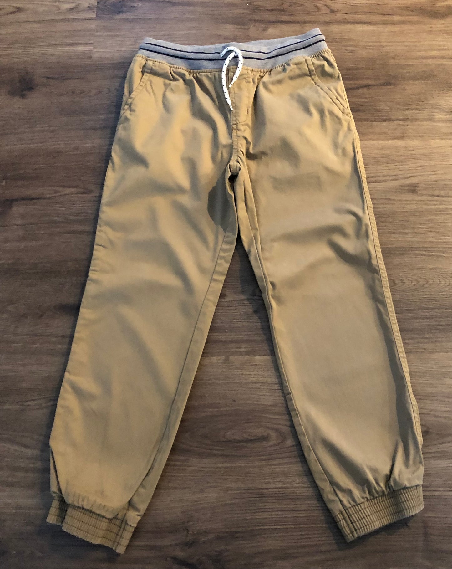 #82 Cat & Jack khaki pants with elastic waist boys size 10 husky