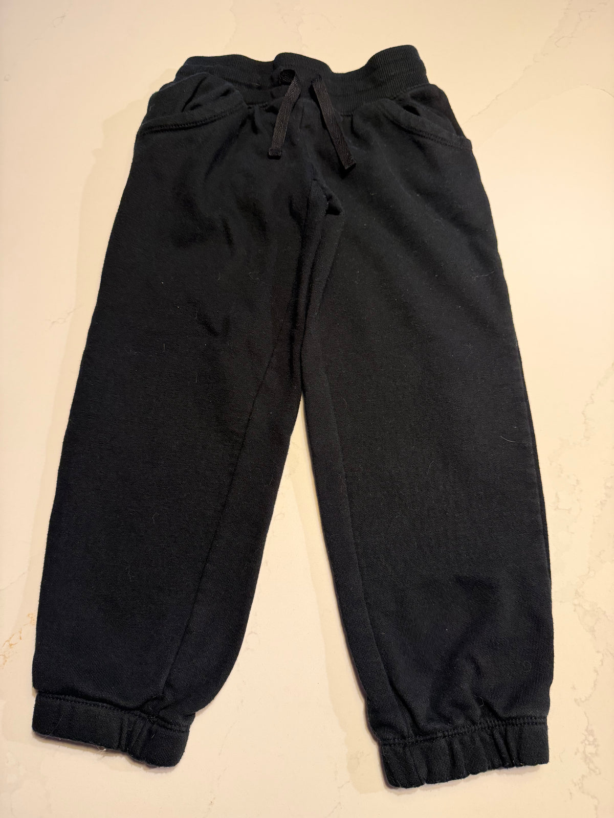 #133 girls cat & jack XS 4/5 sweatpants
