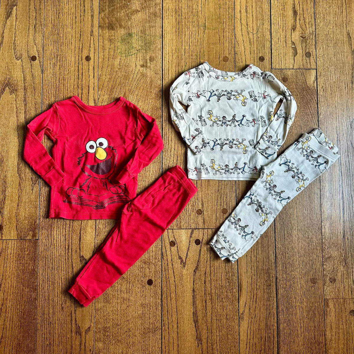 #113	GUC Boys Gap Pajamas Set of 2, Elmo / Sesame Street, size 2