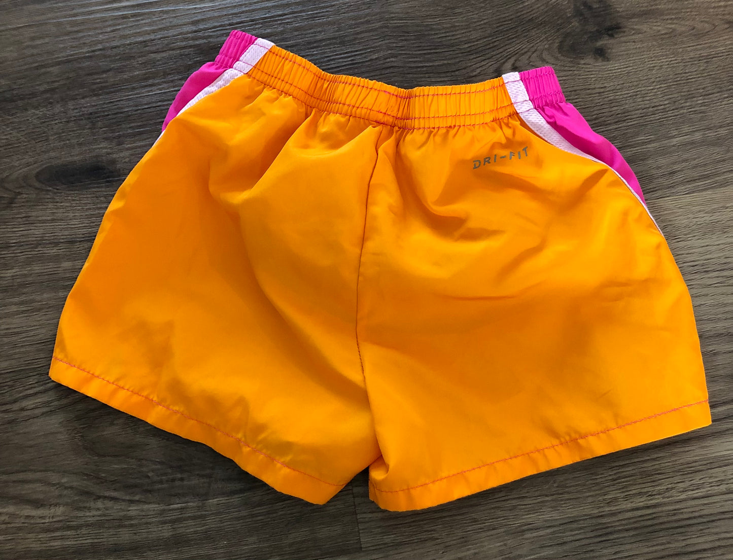 #82 Nike shorts girls size 6