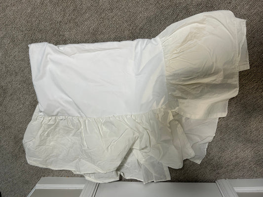 #27 Ivory/Off White Crib Skirt