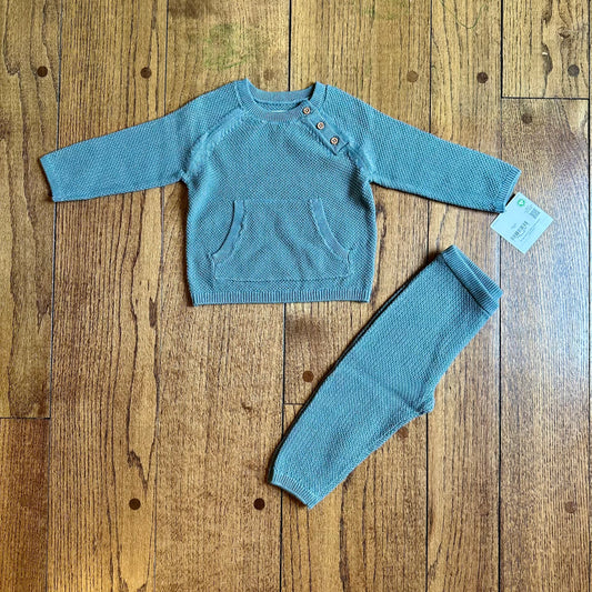 #113	NWT Boys Little Planet Blue Knitted Sweater Outfit with Pants, size 12 months