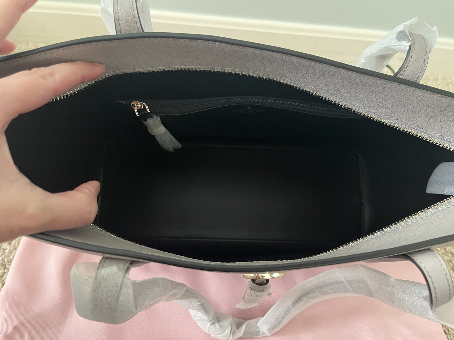 #124 NWT Kate Spade Soft Taupe Purse