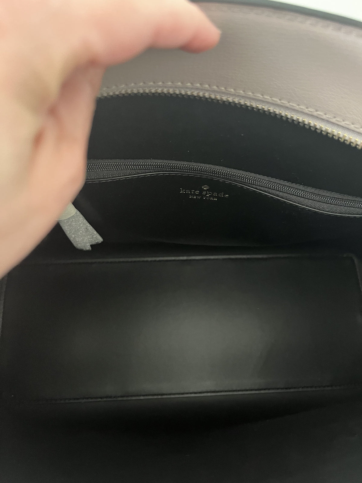 #126 NWT Kate Spade Soft Taupe Purse