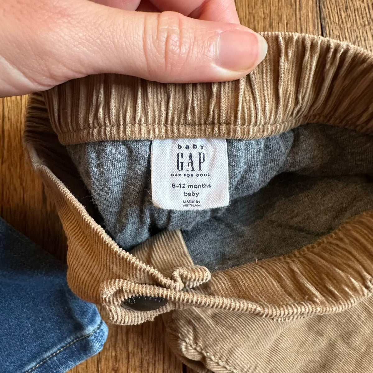 #113	EUC Boys Jean and Khaki Pant Bundle, size 6-12 months