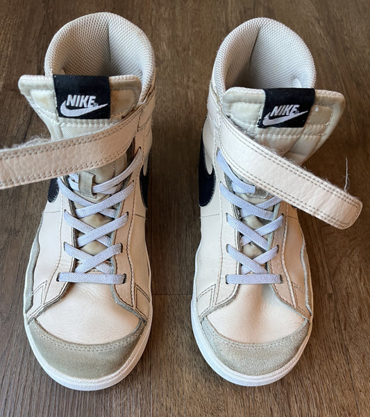 #124 Beige & Black Floral Nike High-Top Sneakers Girls Size 3