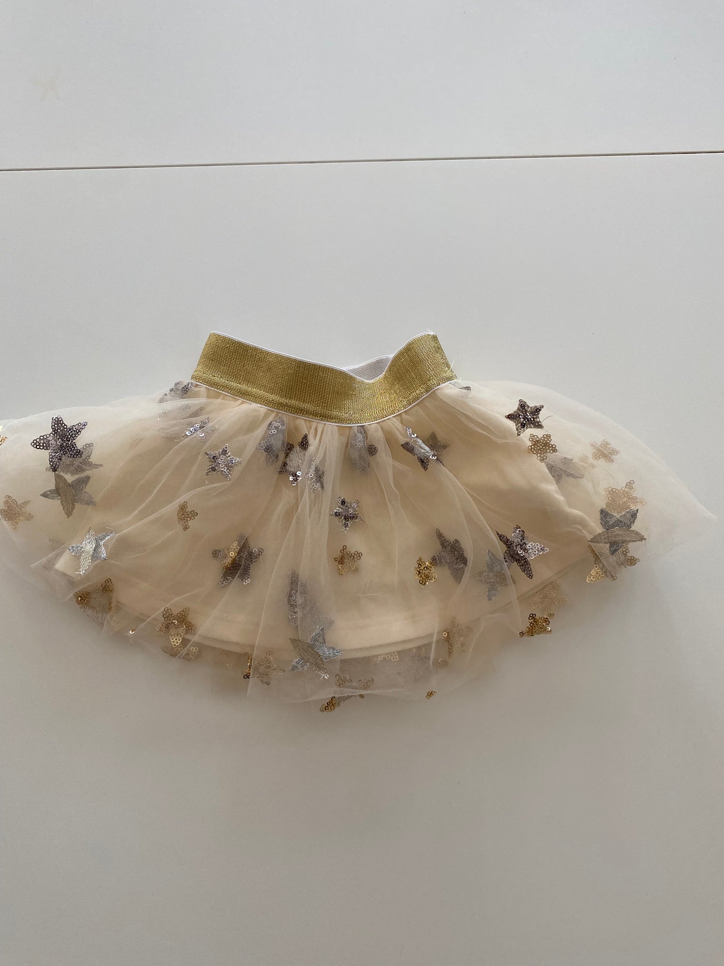 #84B-Love + Grow Cream and Gold Star Tutu Girls Size 18m