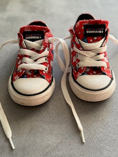 Hello Kitty x Converse 6c sneakers