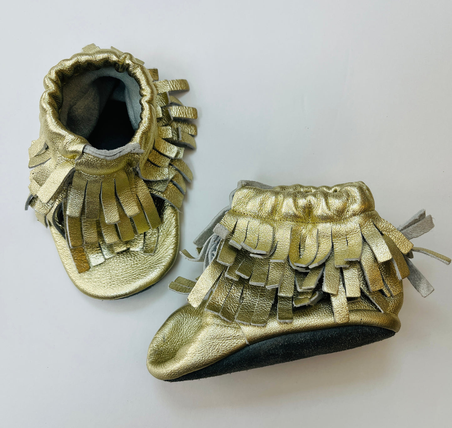 Baby Girls size 2 gold fringe moccasin booties EUC