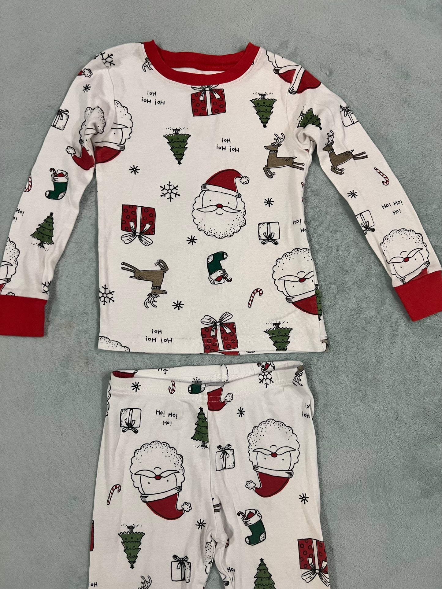 #5 Carters Gender Neutral Christmas Pajamas 4t