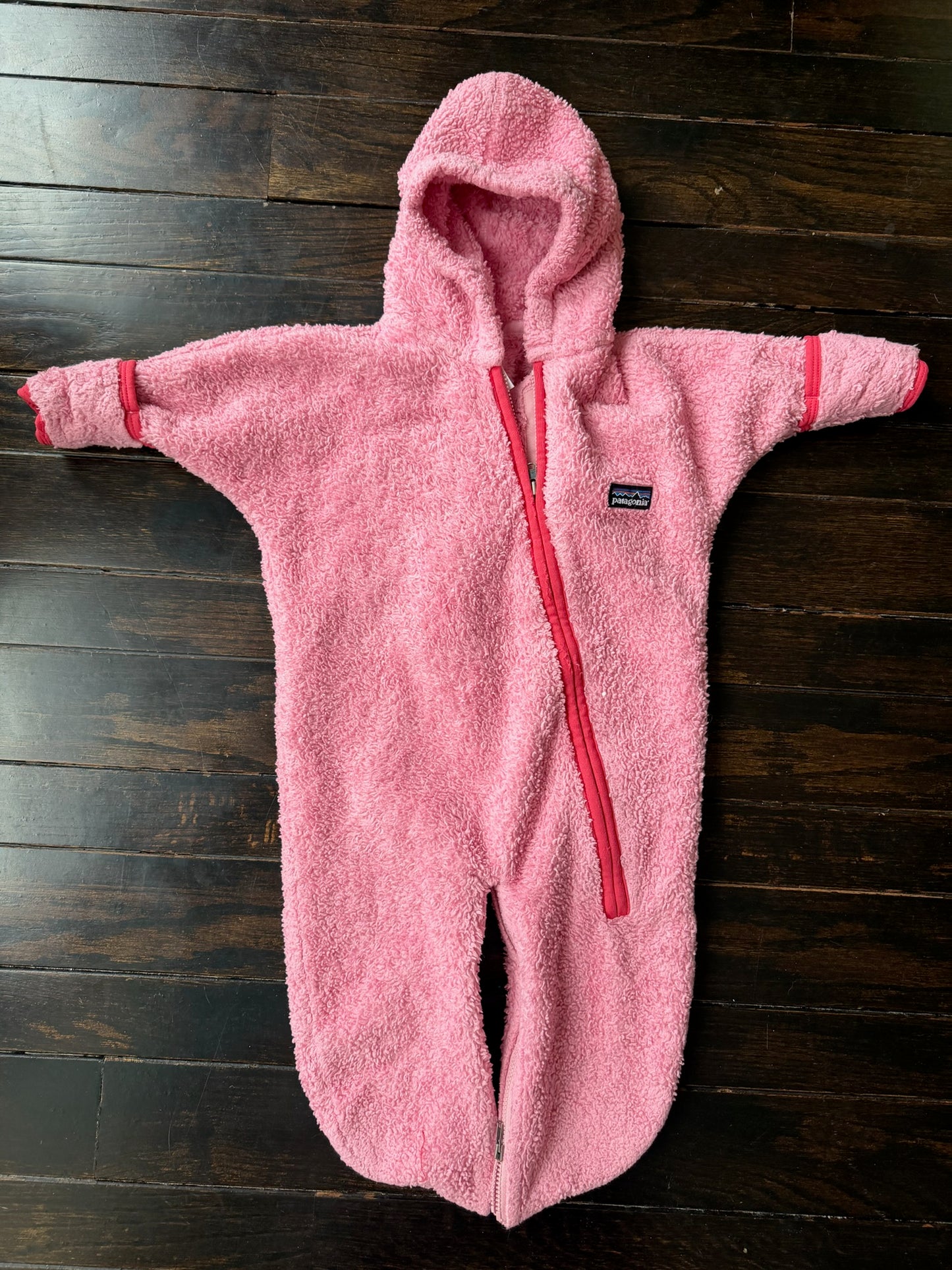 #117, Girls 6M, Patagonia pink furry baby bunting / snowsuit, GUC