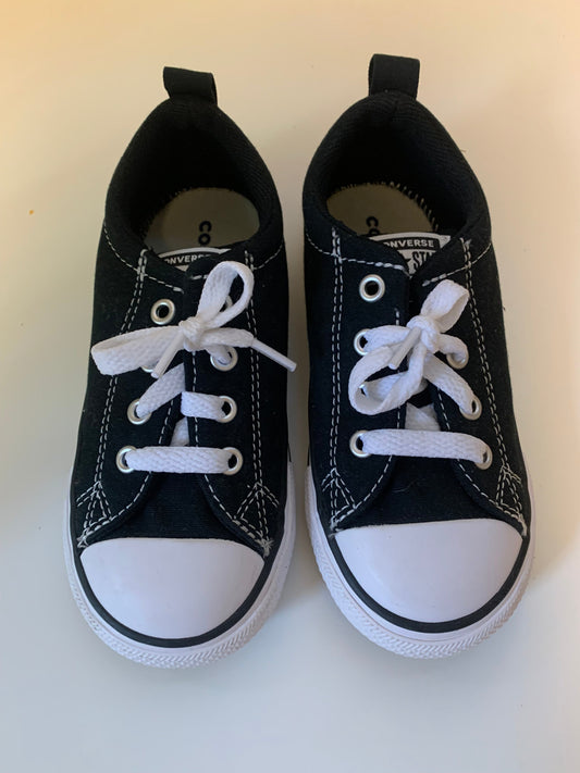 Seller #204 Unisex Kid’s Shoes 9.5 Converse Sneakers