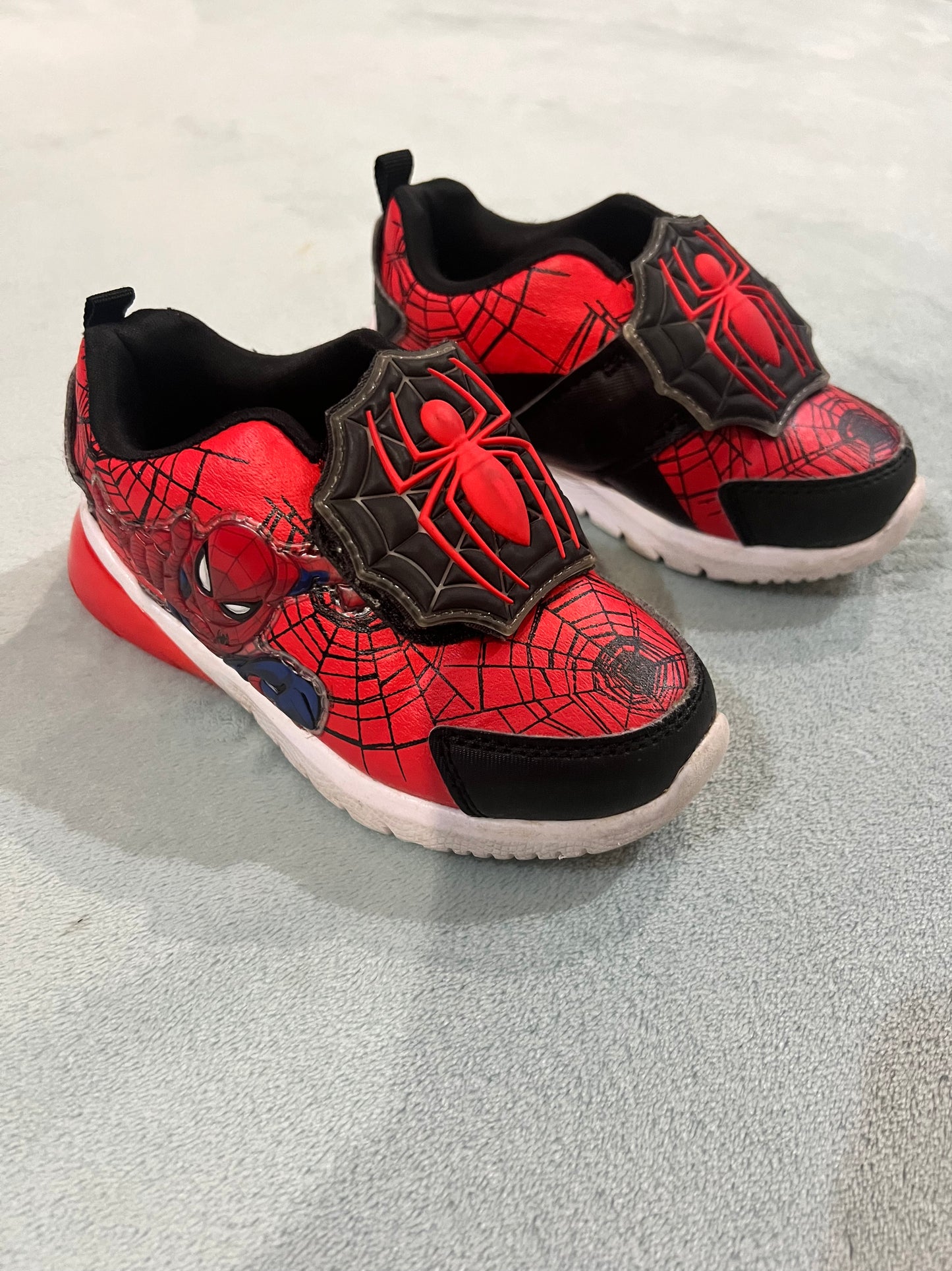 #5 Spiderman Velcro Light Up Shoes Toddler Boy size 8c