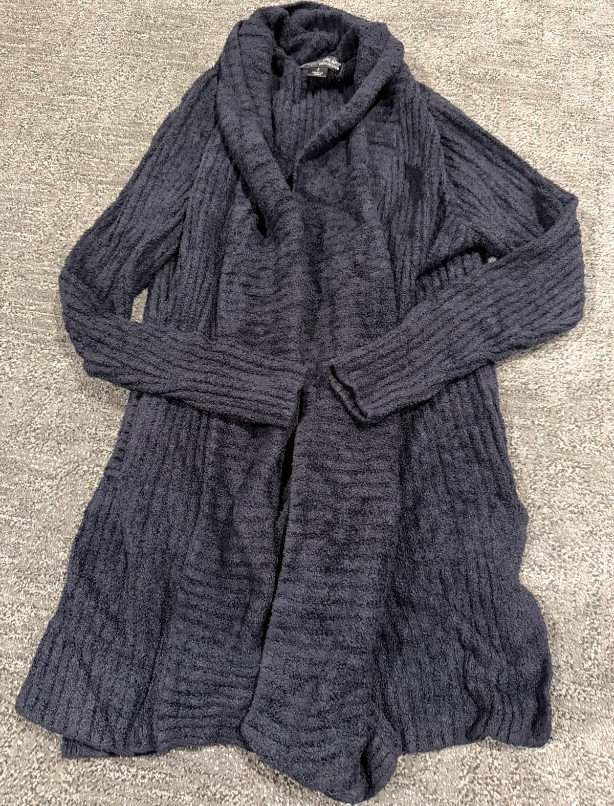 #133 Womens S Barefoot Dreams sweater