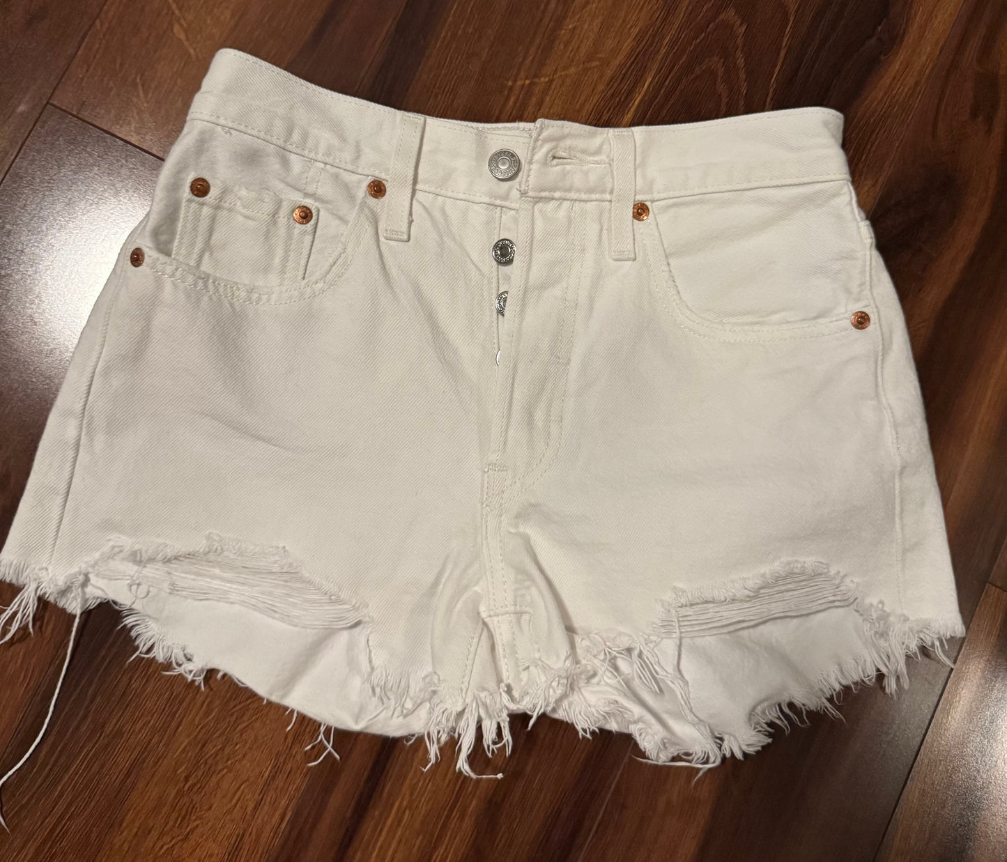 Seller #144 Levi White Denim 501 High Rise Shorts Size 24