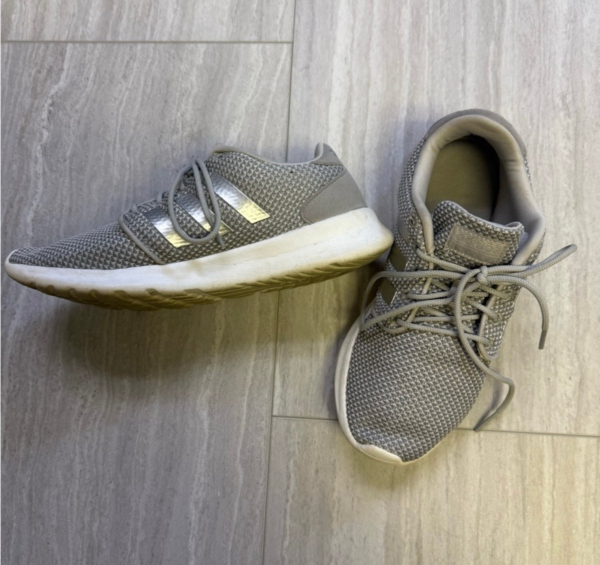 #110 Women’s Adidas Puremotion Running Sneaker in Gray Size 7.5