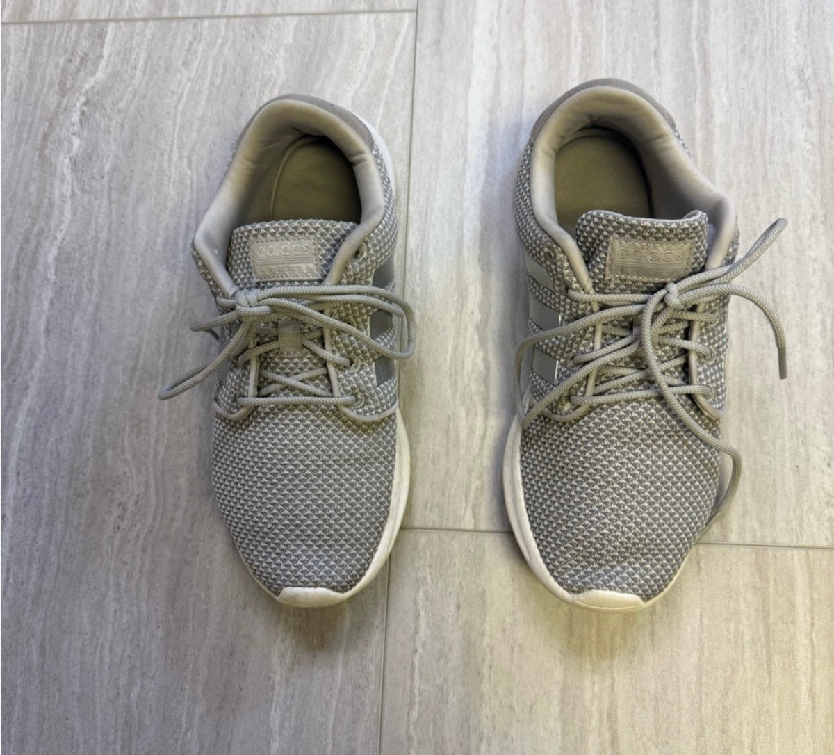 #110 Women’s Adidas Puremotion Running Sneaker in Gray Size 7.5