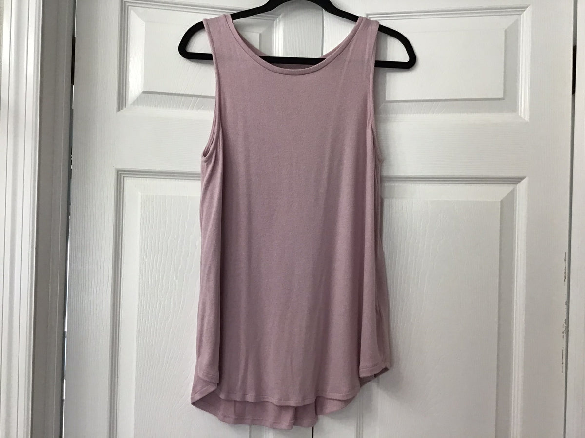#90: Old Navy Women’s Mauve Sleeveless Tank Top Size Medium