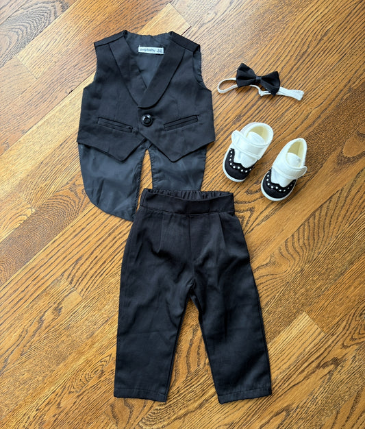 #33B • Boys • 0-3m • Tuxedo